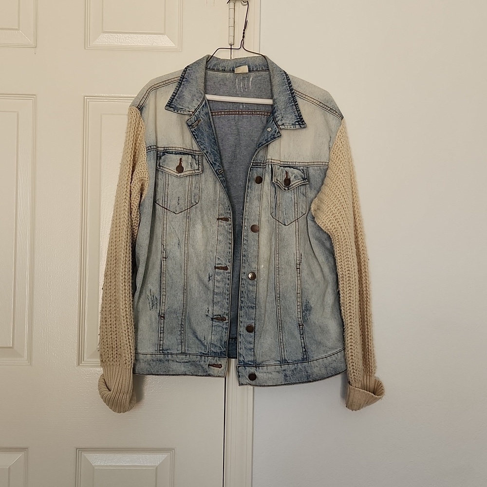 LIT2 Oversized Denim Jacket Sweater Sleeves Size Medium